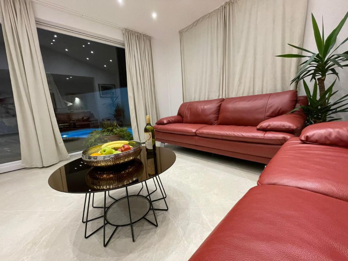 Villa Natka 罗维尼村 外观 照片